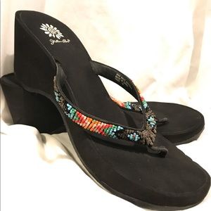 EUC - Yellow Box - Multicolored Wedge Flips